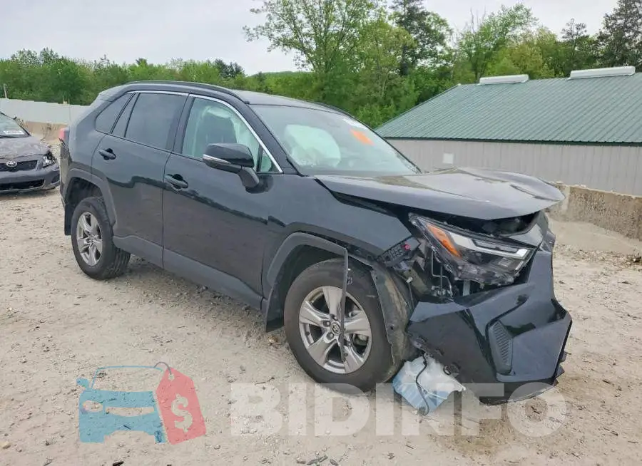 2T3P1RFV2SW518869 Photo# 4