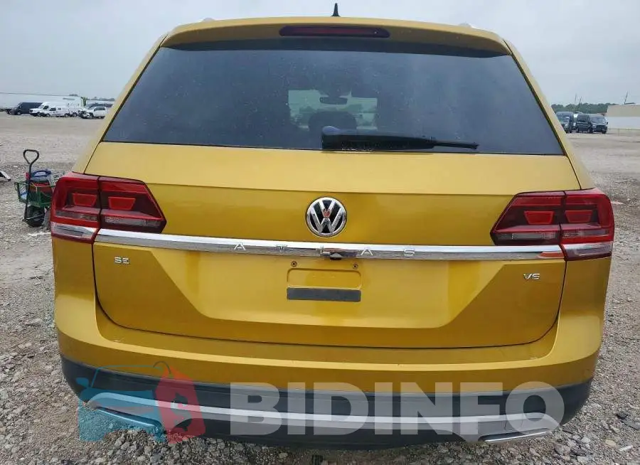 1V2DR2CA3JC550539 Photo# 6