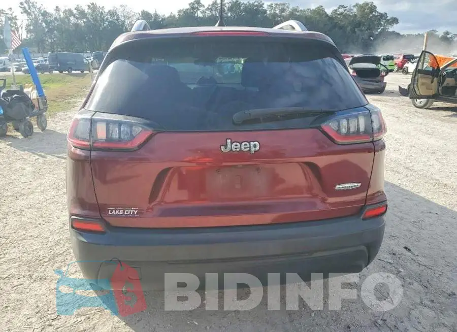 1C4PJLCB6KD286068 Photo# 6