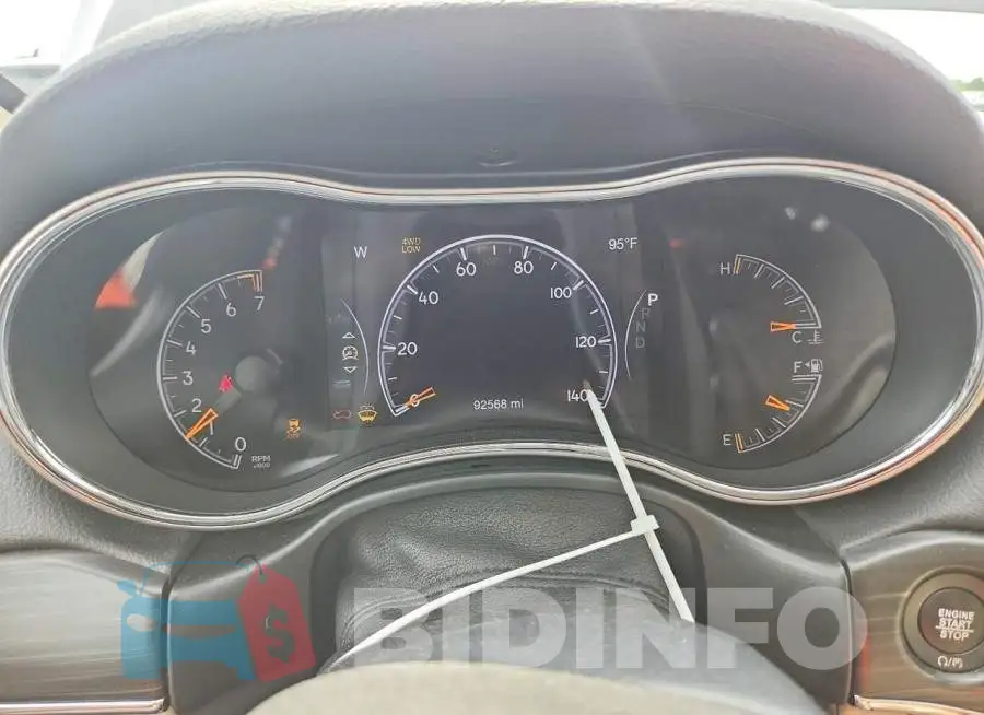 1C4RJFBG7KC825830 Photo# 9