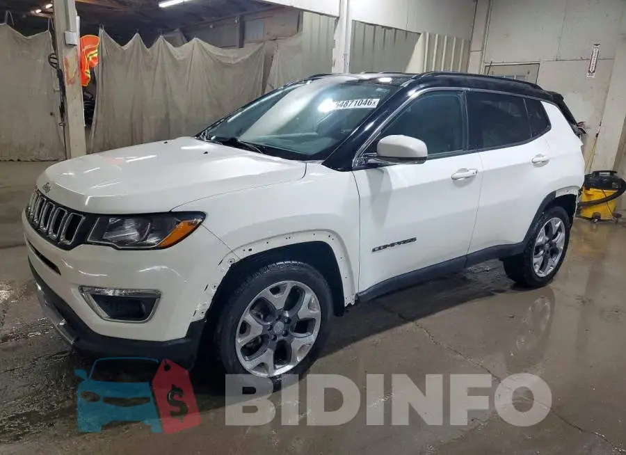 3C4NJCCB9LT125717 Photo# 1