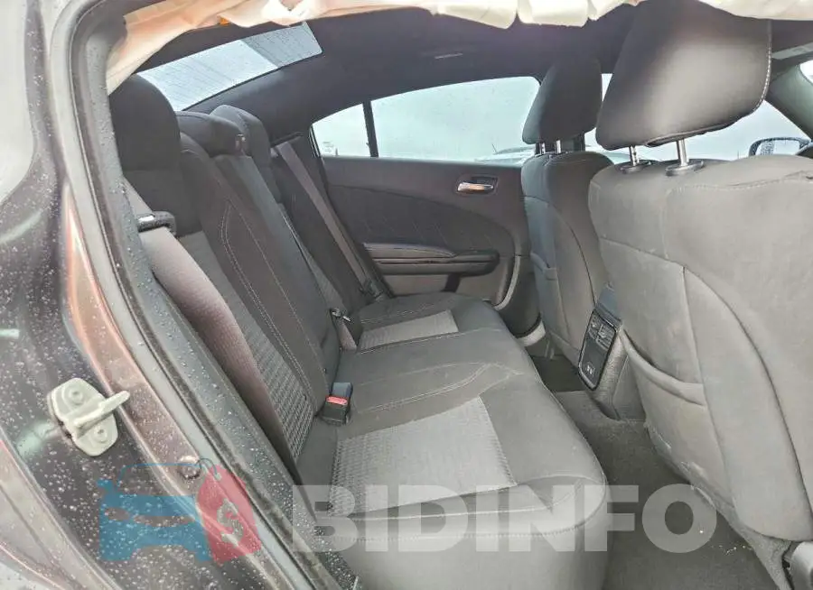 2C3CDXBG5PH576732 Photo# 10