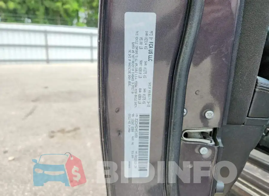 2C3CDXHG7HH510059 Photo# 12