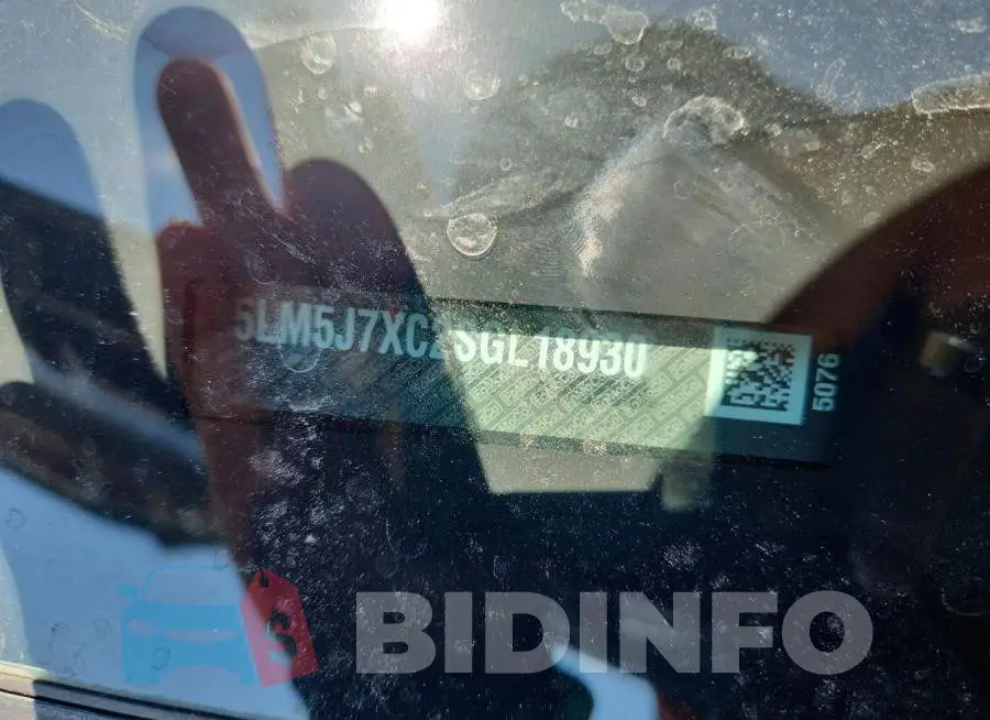 5LM5J7XC2SGL18930 Photo# 13