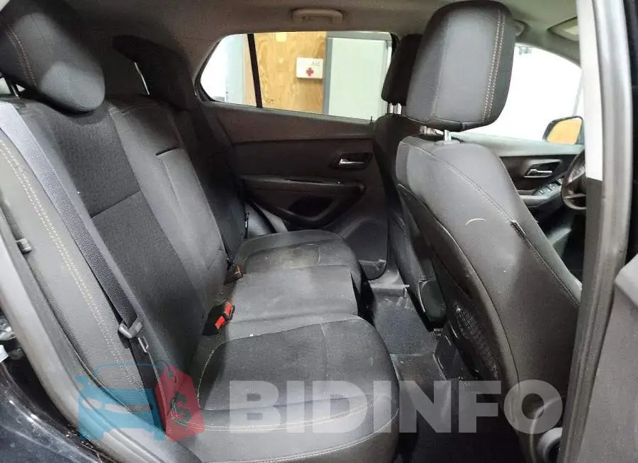 3GNCJNSB4KL281271 Photo# 11