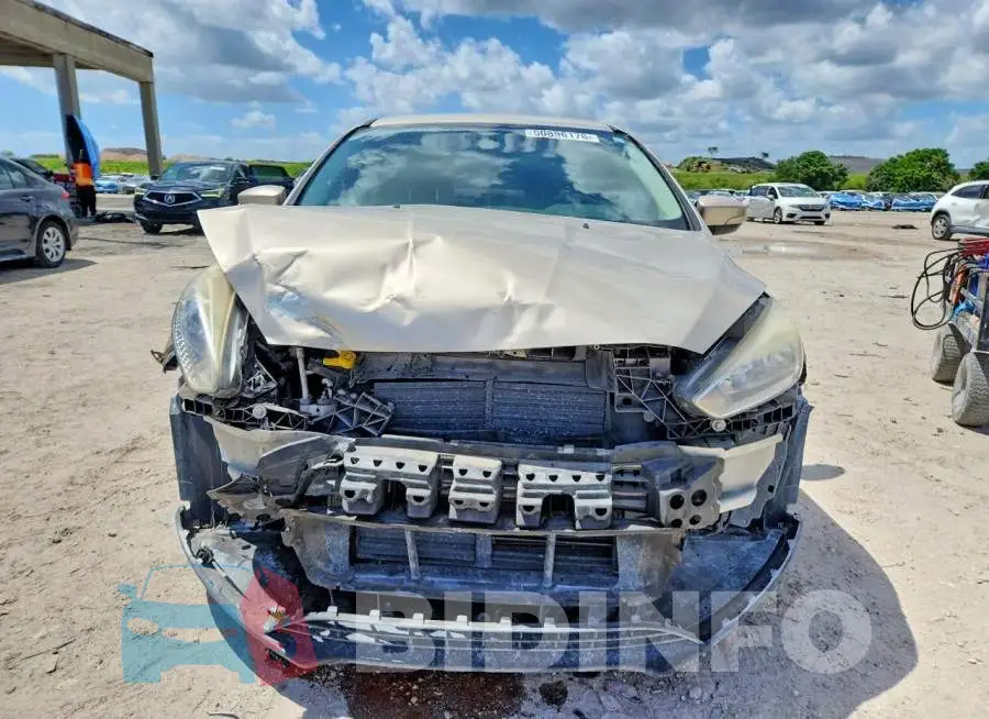 1FADP3F27HL328717 Photo# 5