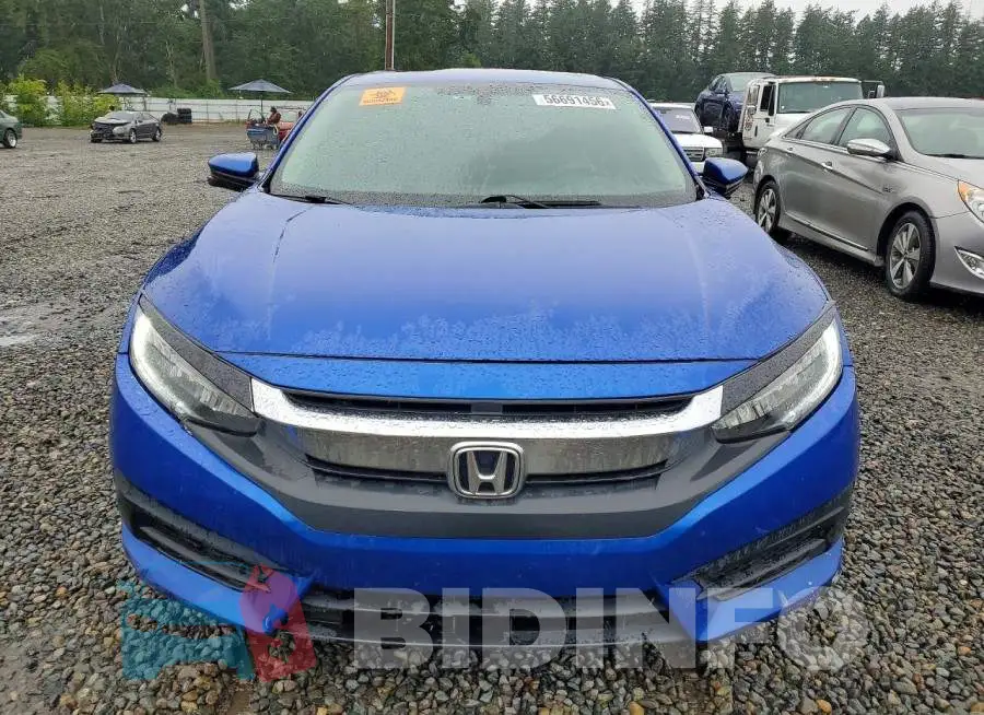 19XFC2F70HE208335 Photo# 5