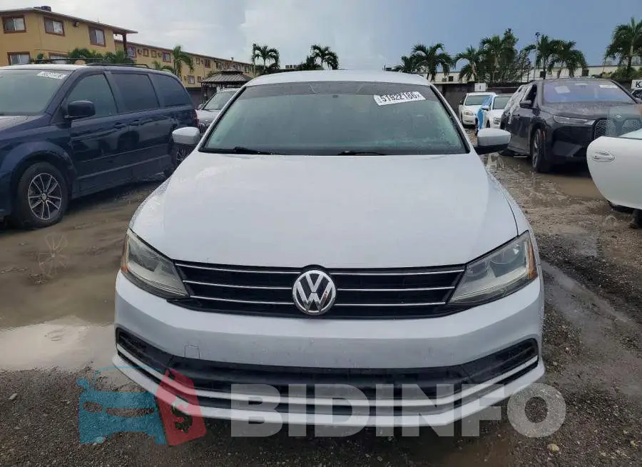3VW2B7AJXHM274640 Photo# 5