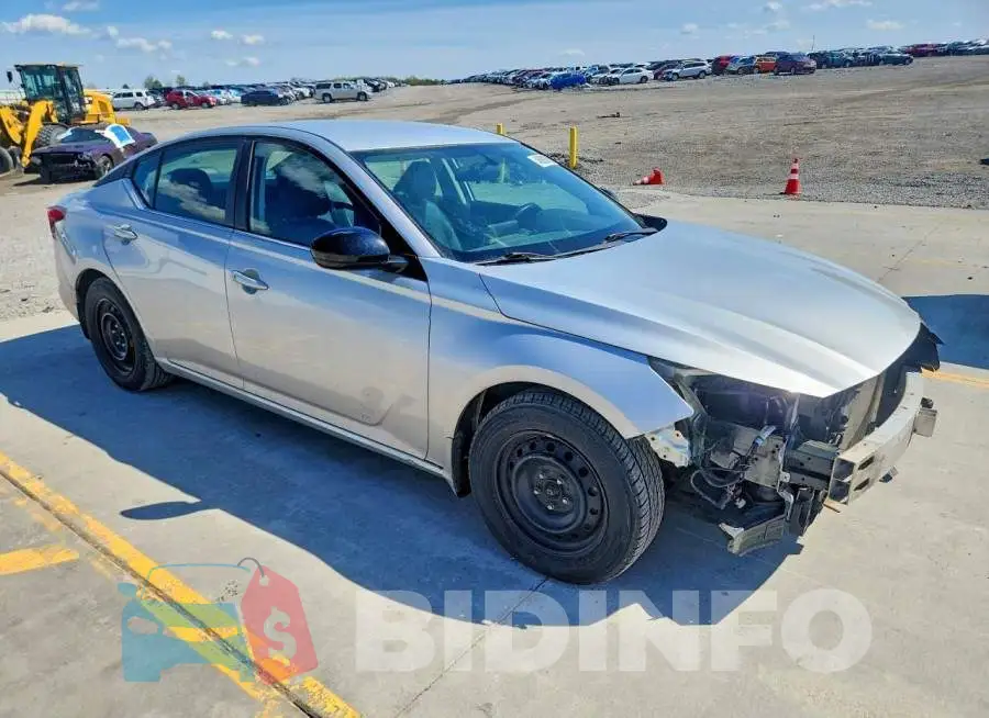 1N4BL4CV9KC182965 Photo# 4