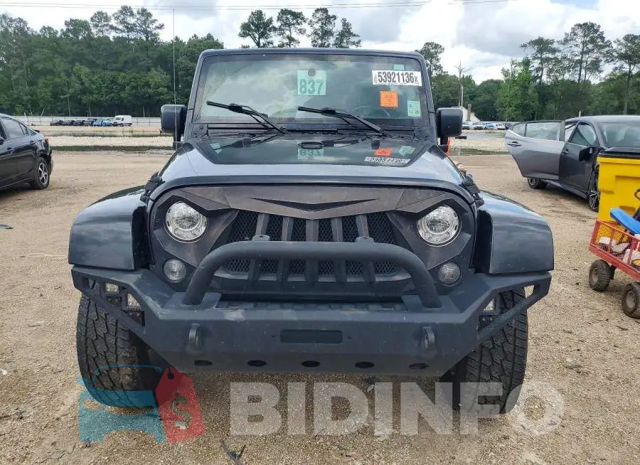 1C4BJWEG8HL600306 Photo# 5