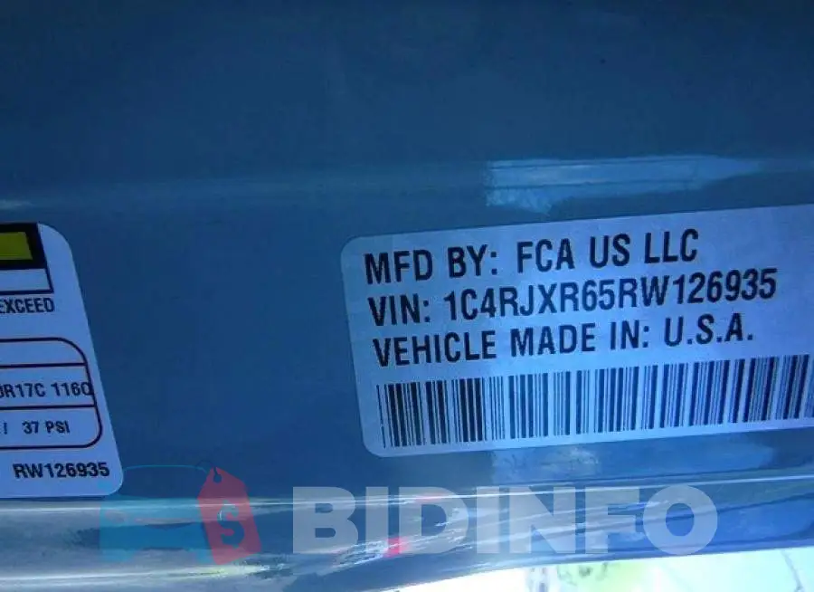 1C4RJXR65RW126935 Photo# 12