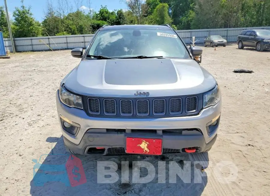 3C4NJDDB8LT177618 Photo# 5