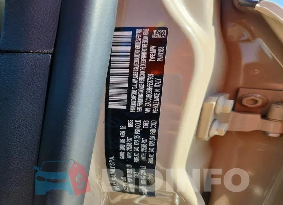 ZACCJBCB8HPE87909 Photo# 12