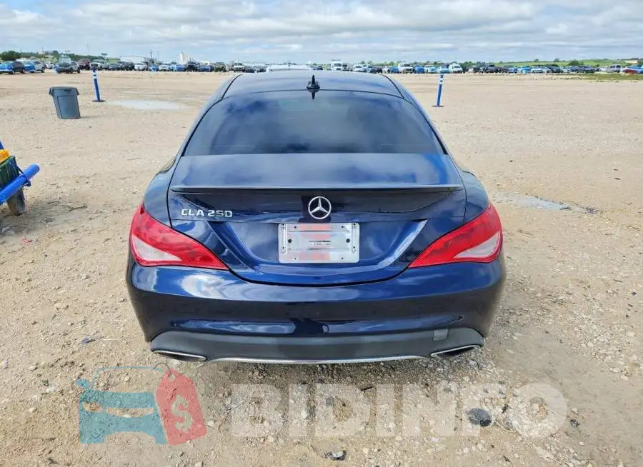 WDDSJ4EB3JN525264 Photo# 6