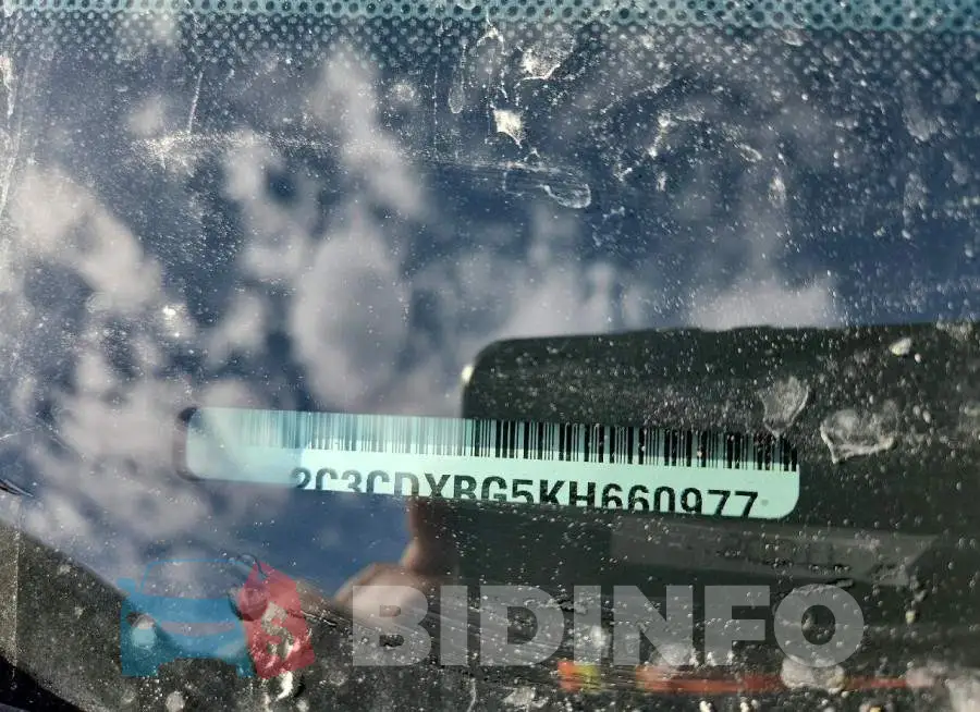 2C3CDXBG5KH660977 Photo# 12