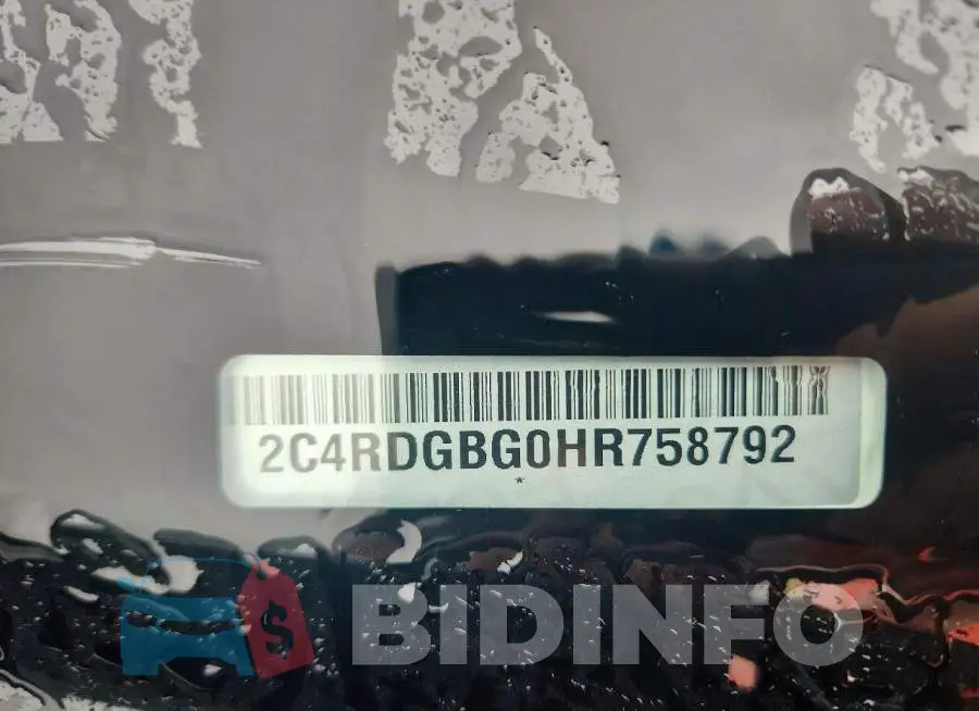 2C4RDGBG0HR758792 Photo# 13