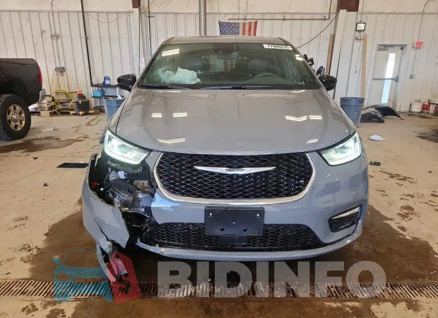 2C4RC3BG1SR507914 Photo# 5