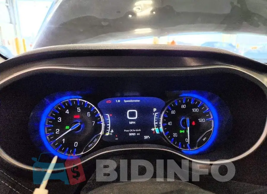 2C4RC3BG4RR161352 Photo# 9