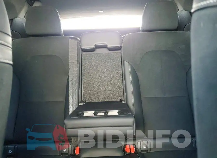 YV4162UM5M2612682 Photo# 10