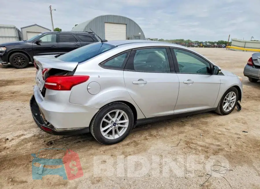 1FADP3F20HL229897 Photo# 3