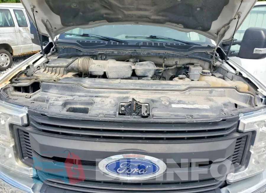 1FT7W2B68HEF22724 Photo# 11