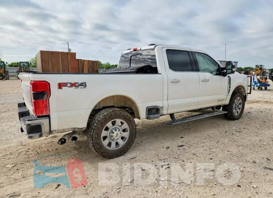 1FT8W2BM2RED84215 Photo# 3
