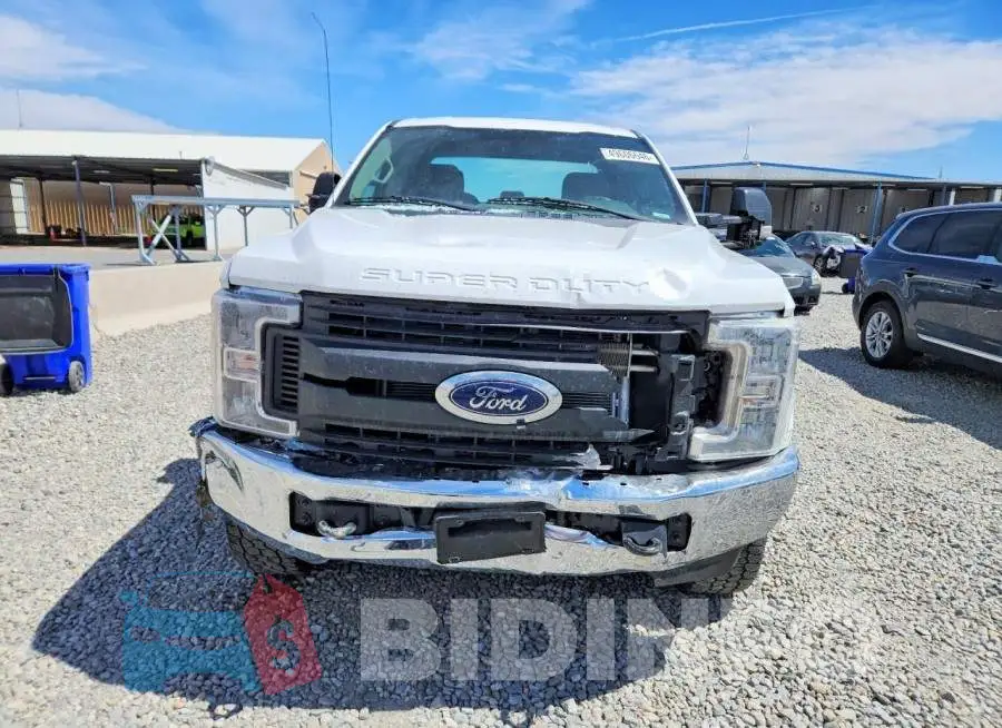 1FT8X3B61JEC25243 Photo# 5