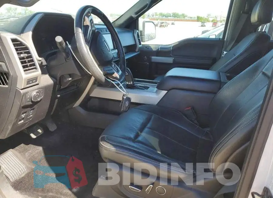 1FTEW1EGXJFA70118 Photo# 7