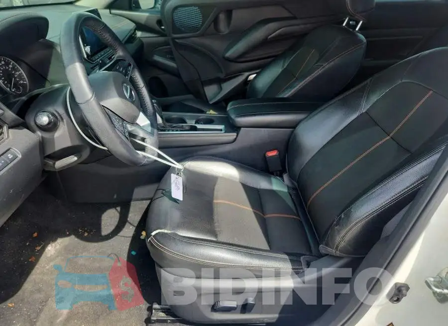 1N4BL4CV3LC132063 Photo# 7