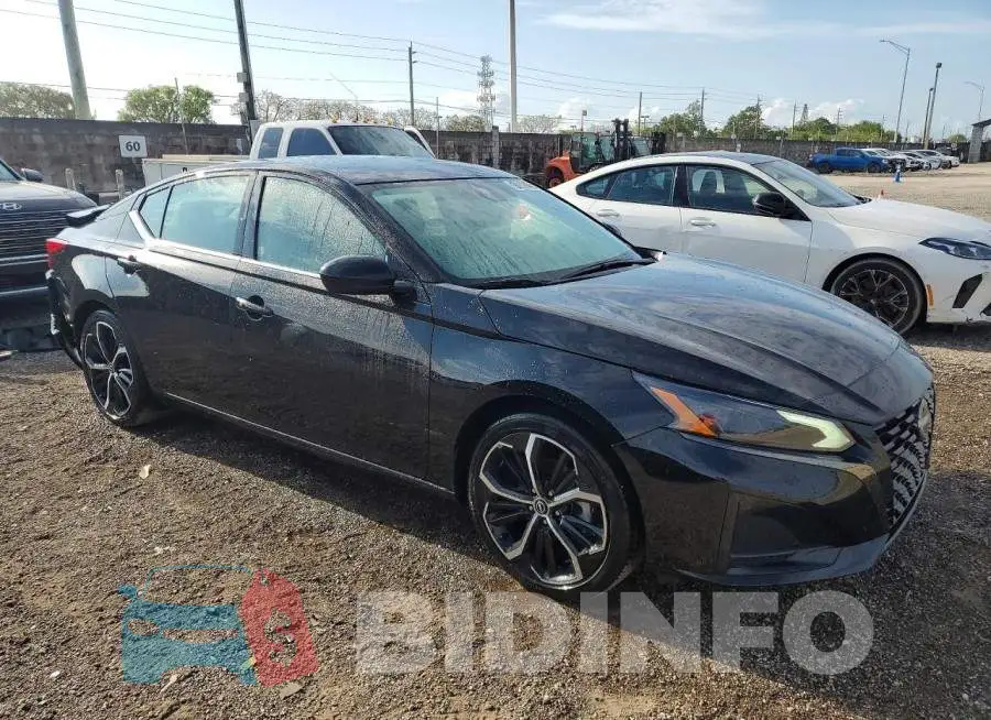 1N4BL4CV5SN425031 Photo# 4