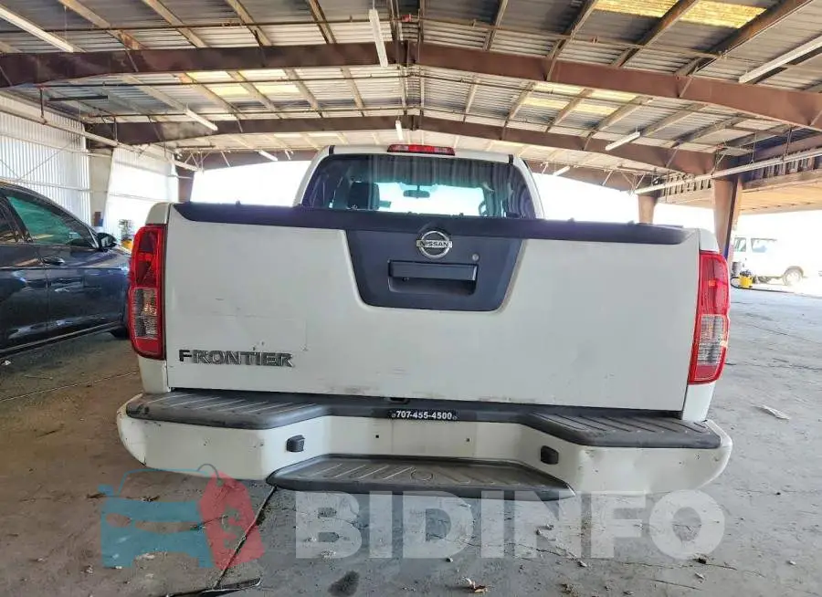 1N6BD0CT1JN704633 Photo# 6