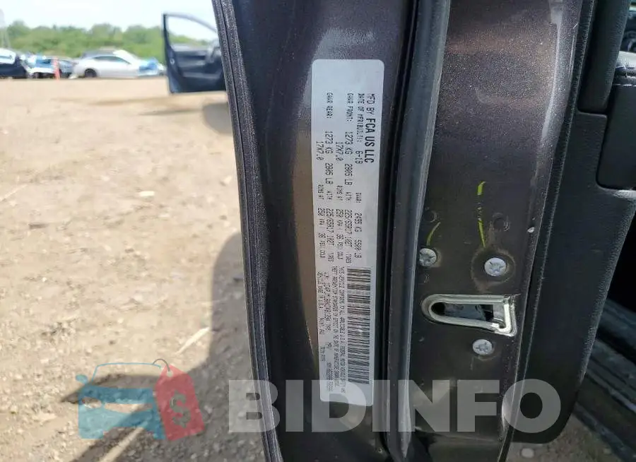 1C4PJMLB0KD481394 Photo# 13