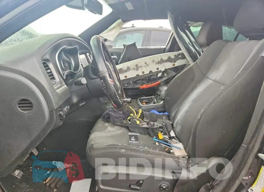 2C3CDXJG8JH136044 Photo# 7