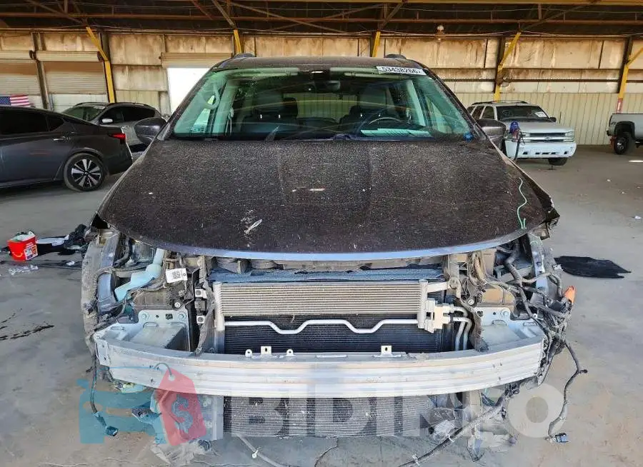 2C4RC1BG4KR698247 Photo# 5