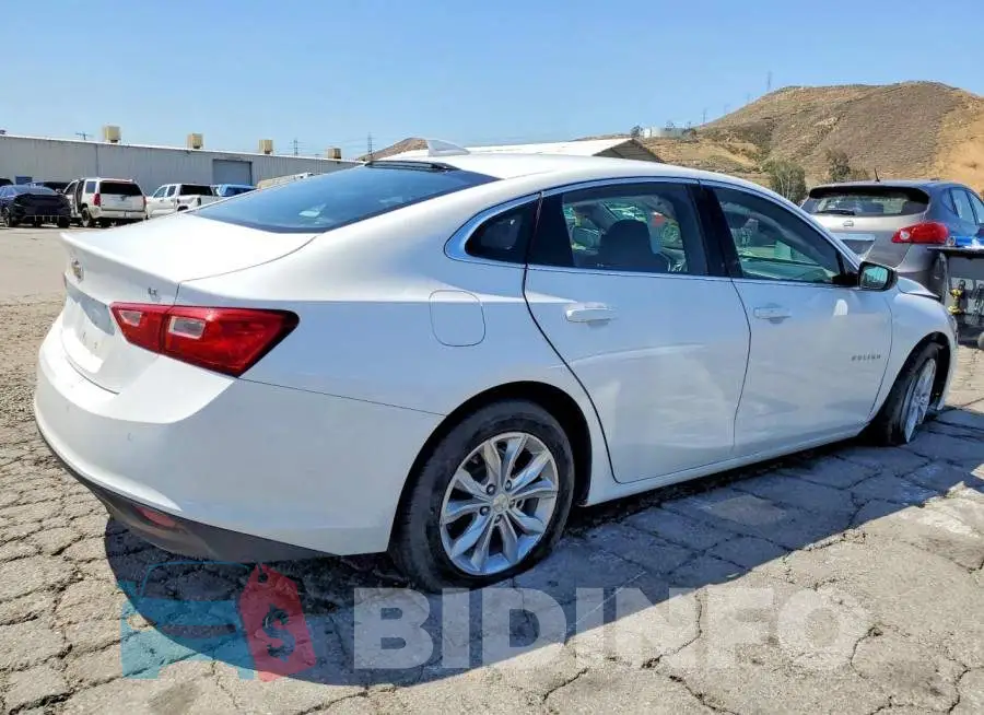 1G1ZD5ST9RF111911 Photo# 3