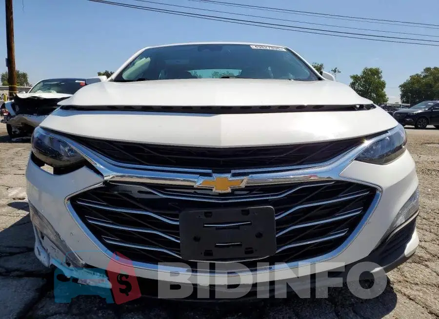 1G1ZD5ST9RF111911 Photo# 5