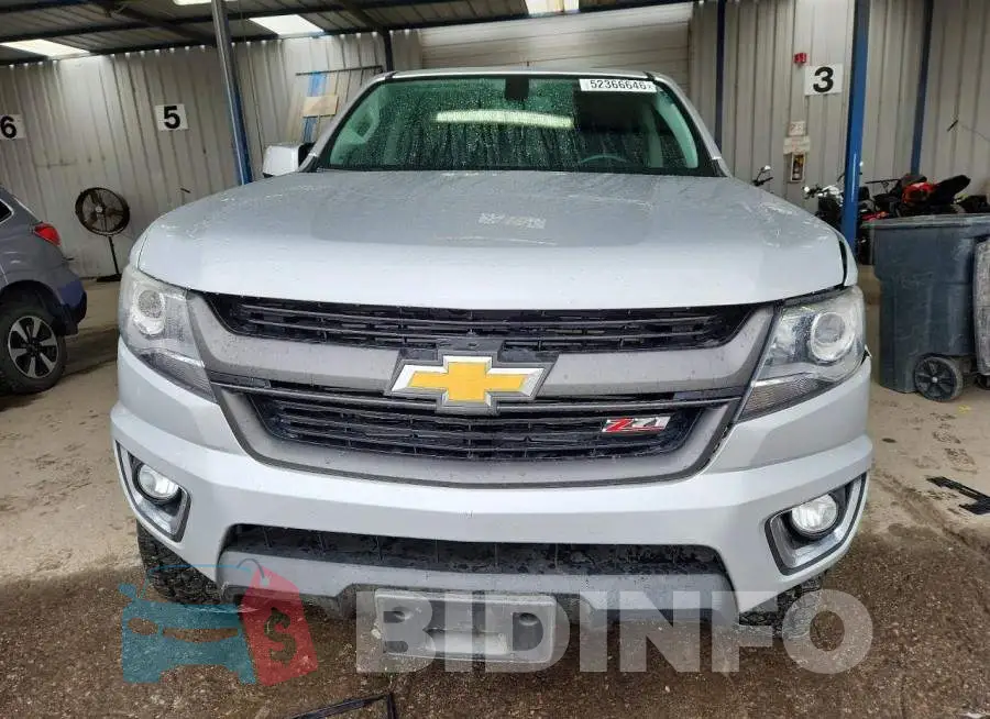 1GCPTDE13J1175272 Photo# 5