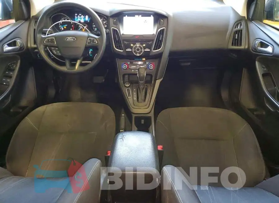 1FADP3M27HL265248 Photo# 8