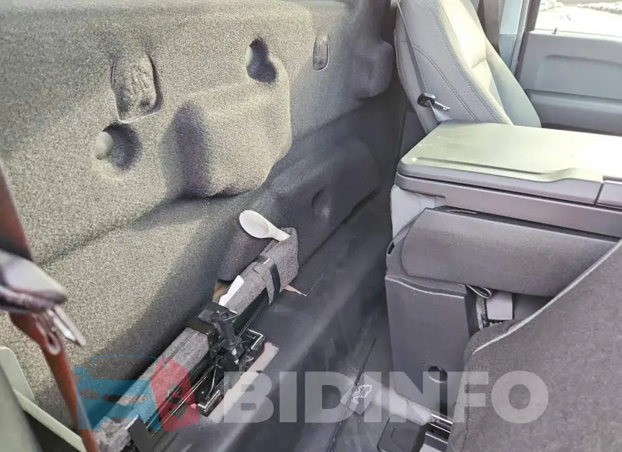1FTMF1L54SKF70152 Photo# 10