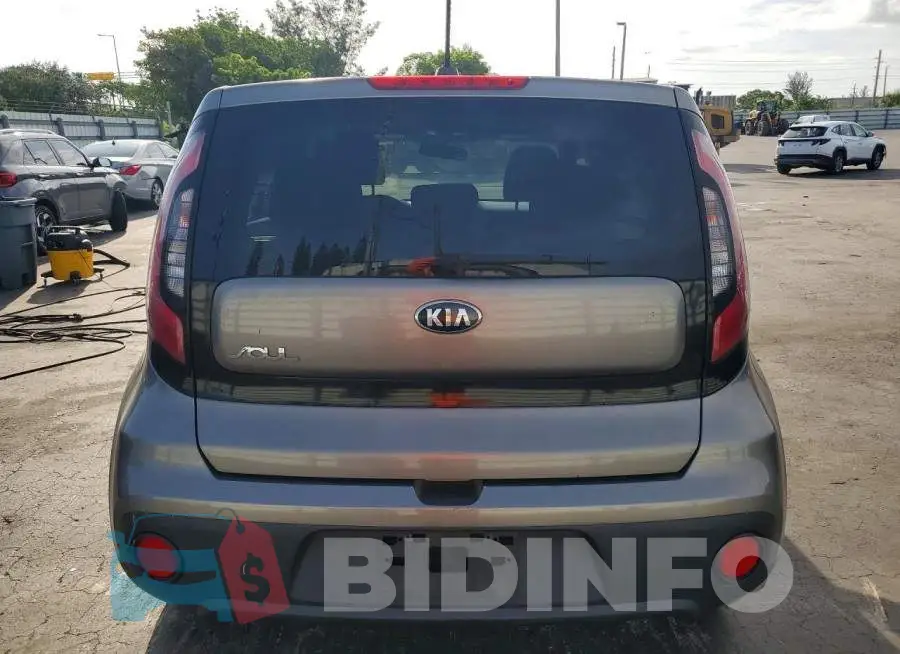 KNDJN2A29J7505044 Photo# 6
