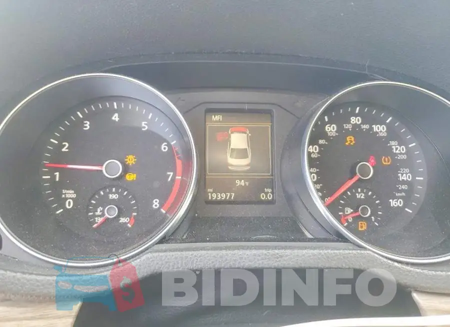 1VWGT7A38HC015747 Photo# 9