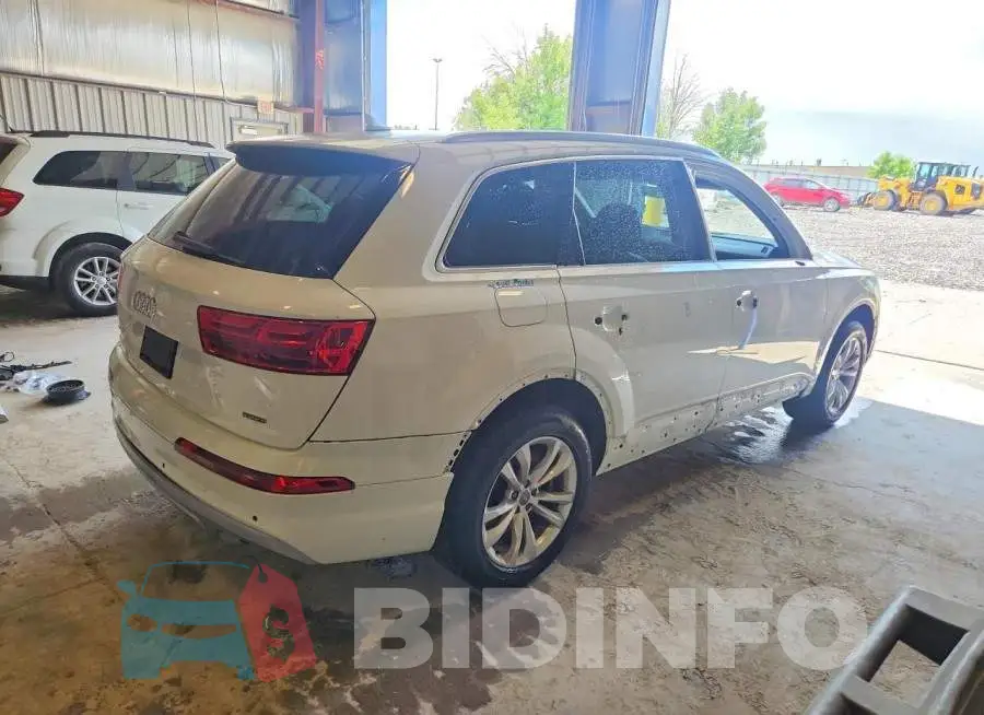 WA1AHAF74JD046765 Photo# 3