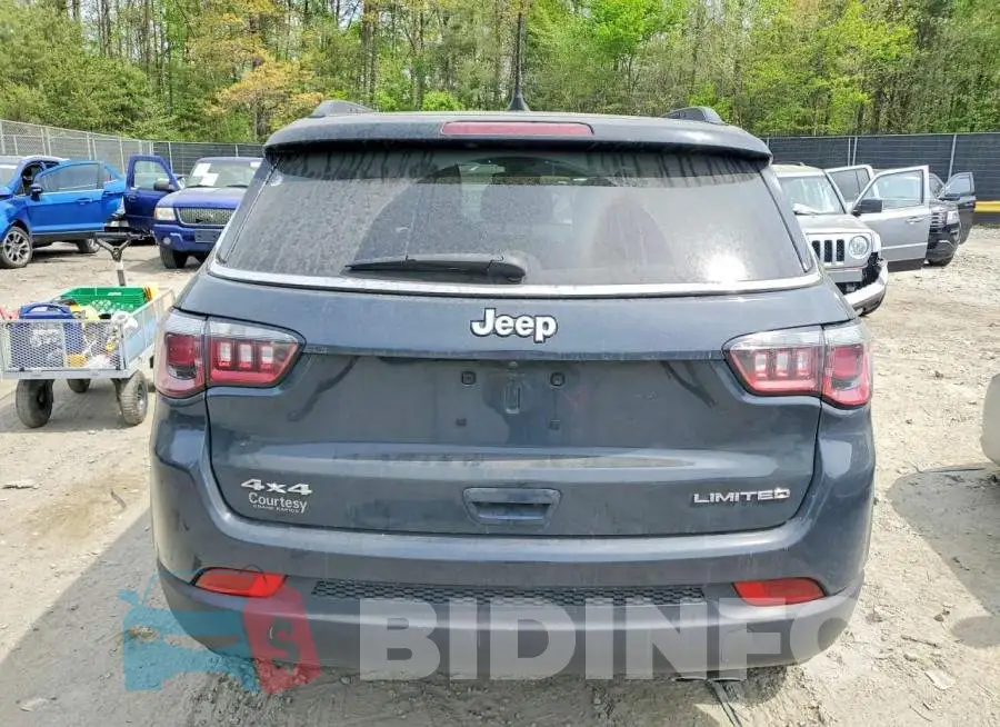 3C4NJDCB5JT457107 Photo# 6