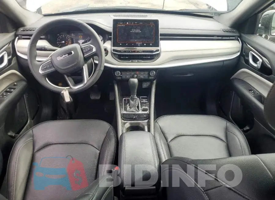 3C4NJDCN2ST619433 Photo# 8