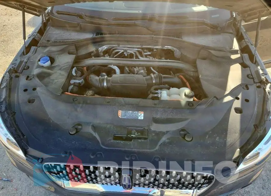 5LMYJ9YY4LGL25382 Photo# 12