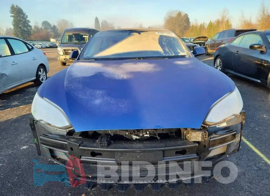 5YJSA1E22KF300598 Photo# 5
