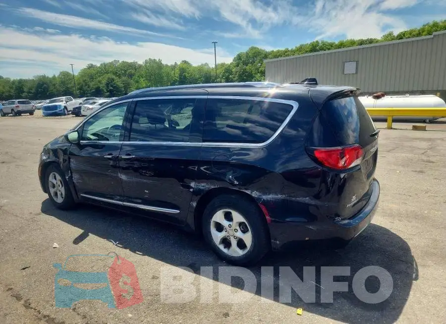2C4RC1EG4HR577125 Photo# 2