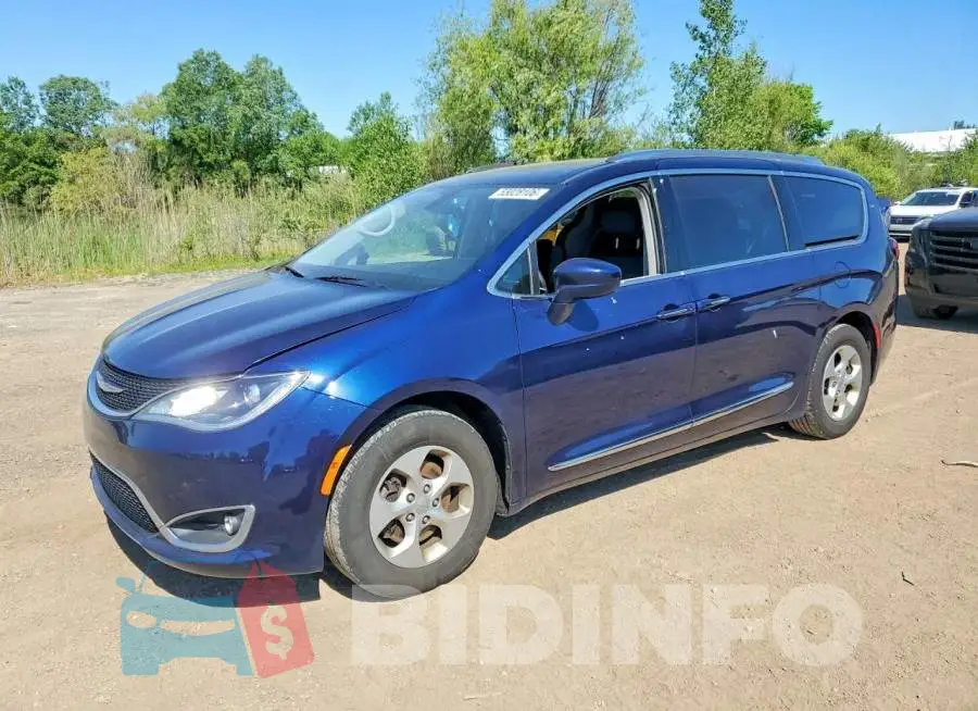 2C4RC1EG7HR588796 Photo# 1