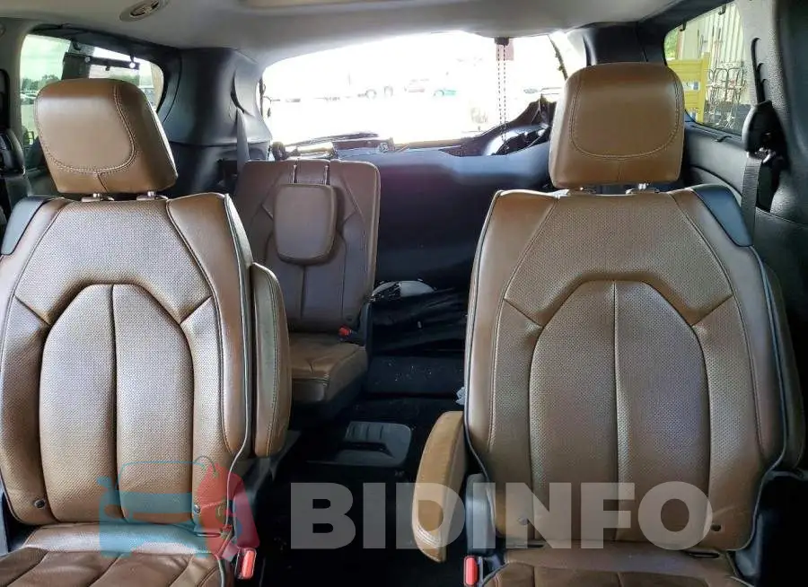2C4RC1GG5JR234147 Photo# 10