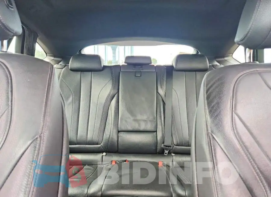 5UXKU2C50J0Z61553 Photo# 10